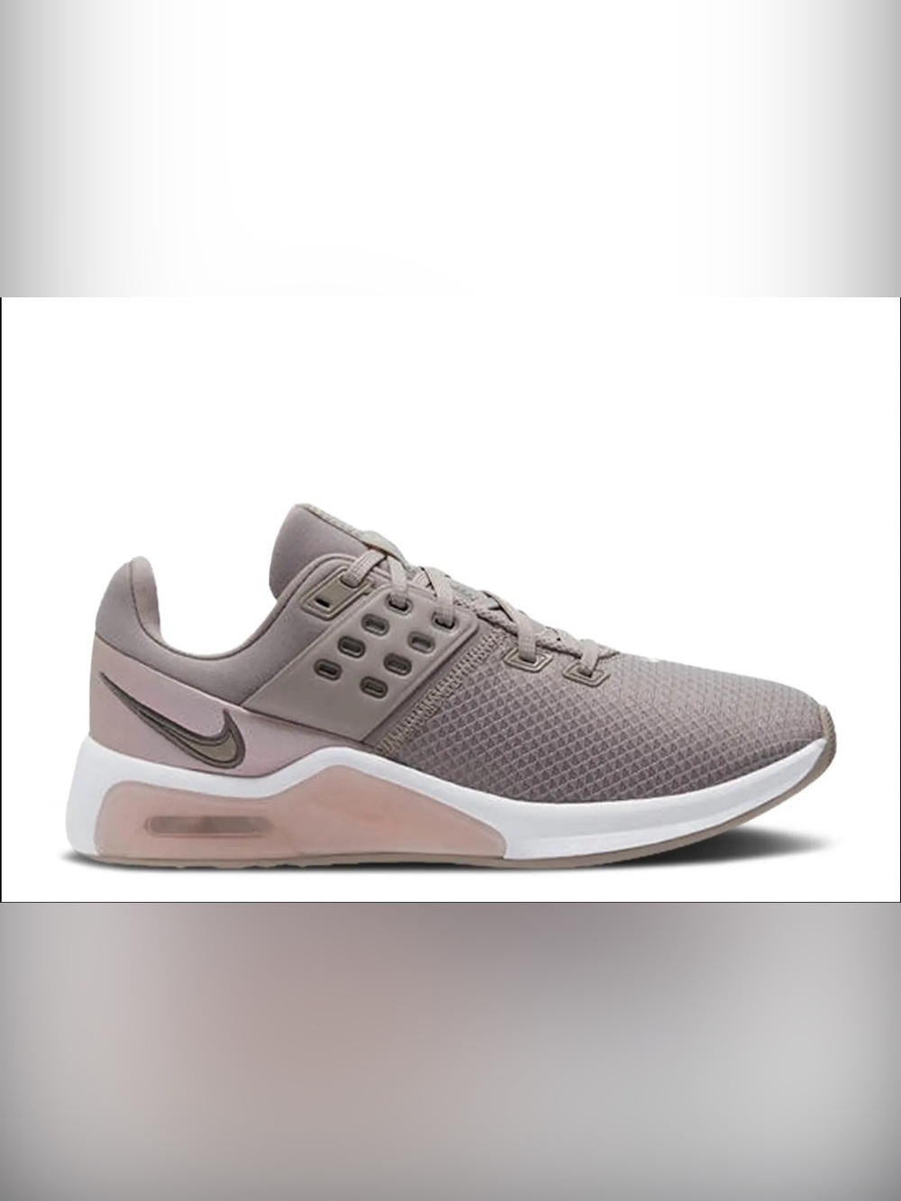 Nike  women’s air max size 8